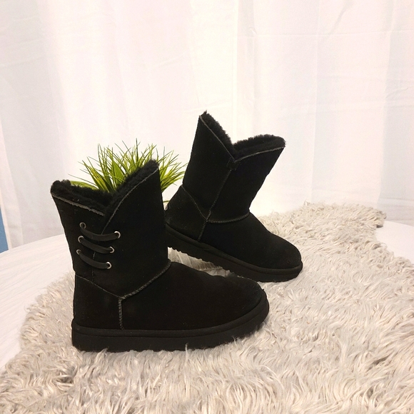 UGG Shoes - UGG Boots
